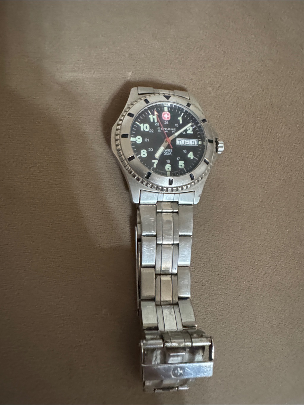 Vintage Mens Wenger Stainless Steel Watch With Black Dial And Silver Bracelet